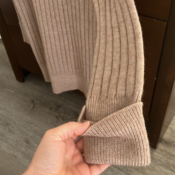 NWOT PRINCESS POLLY LIGHT BROWN MIDI SWEATER DRESS SIZE XS/S - Picture 4 of 4